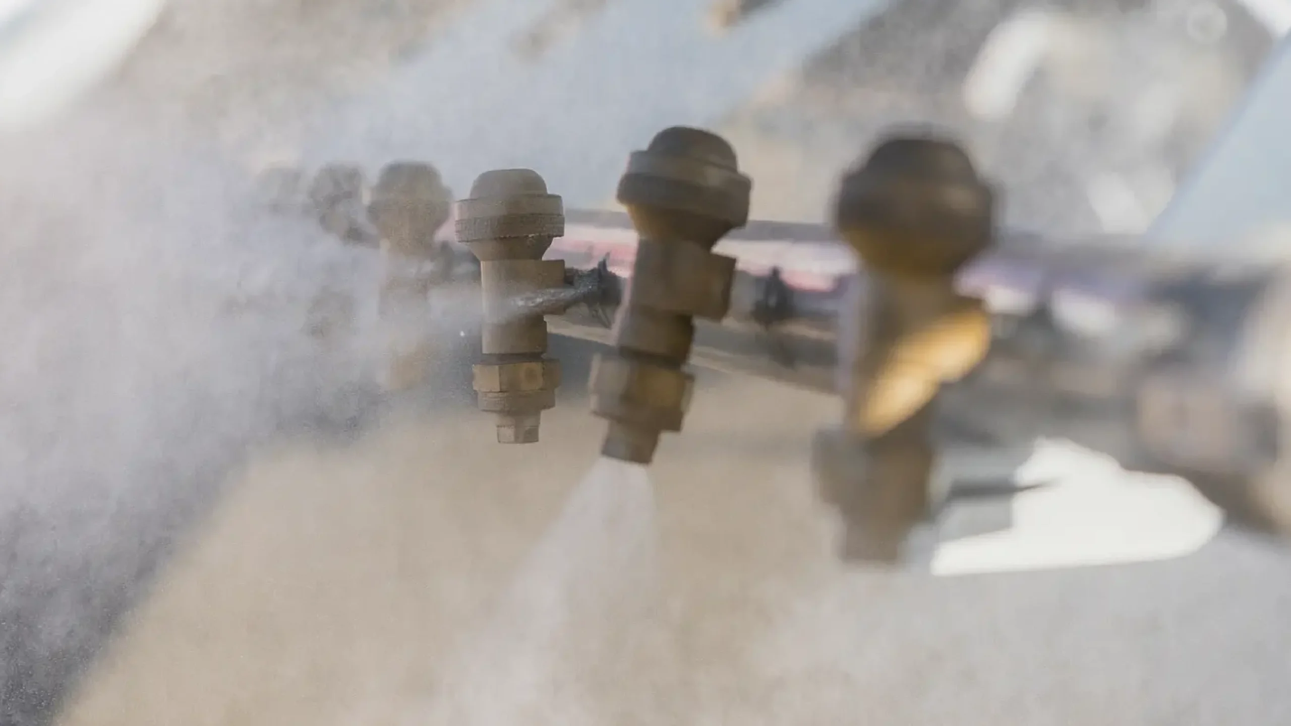 Crop Sprayer Fitting closeup (1)